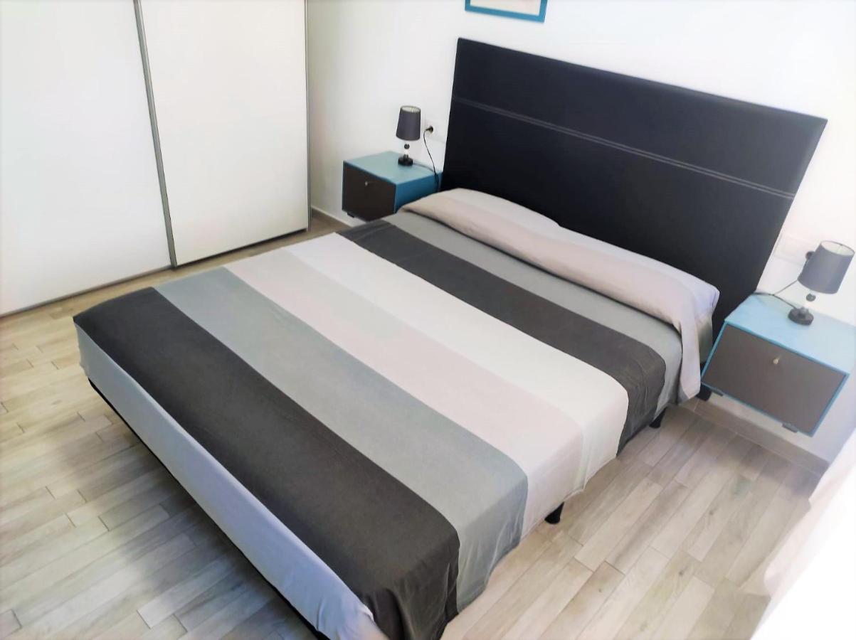 Cris Sol Apartments ロスクリスティアーノス エクステリア 写真