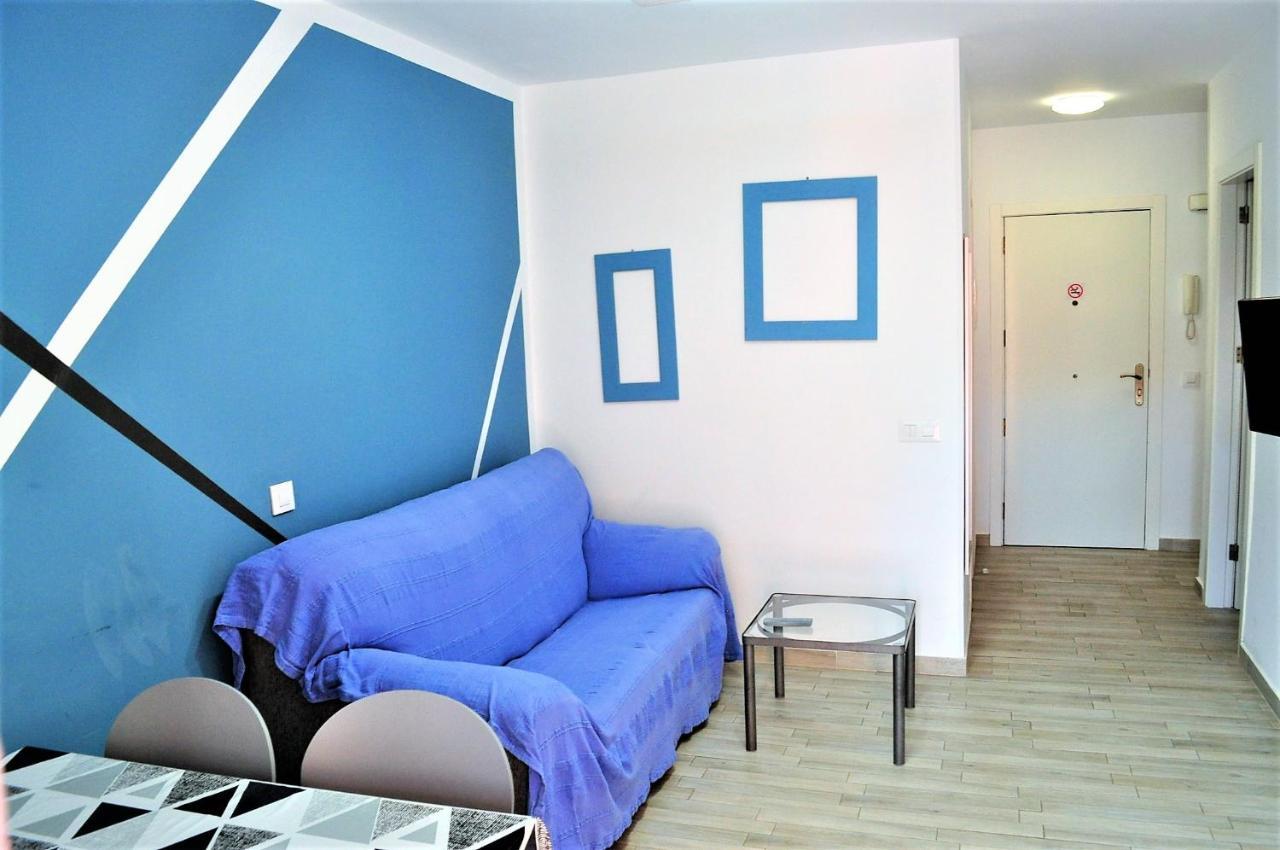 Cris Sol Apartments ロスクリスティアーノス エクステリア 写真